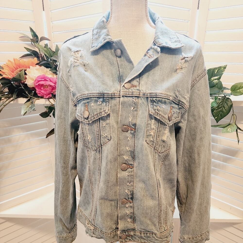 ZARA WOMEN DISTRESSED LIGHT WASH JEAN JACKET WITH SHOE LACE BACK SIZE SMALL